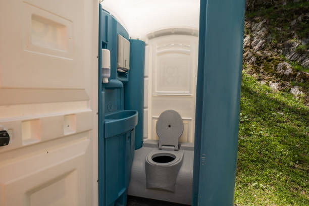 Best Best portable toilet rental  in Bella Vista, CA